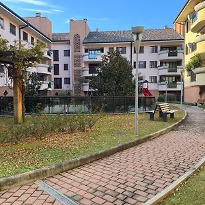 Orea Spiti - Modern Oasis Near Milan Assago
