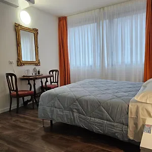 Victoria Royal Garden Apart-hotel