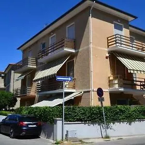 appartamento-a-cecina-mare.it-tuscanyhotel.com/